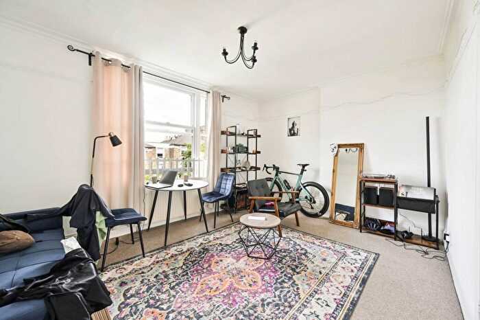 1 Bedroom Flat To Rent In Alexandra Road, St John's Wood, London, NW8