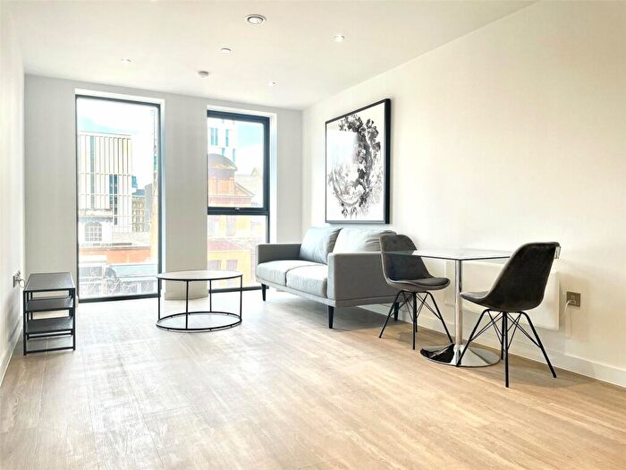 1 Bedroom Apartment To Rent In Manchester New Square, Whitworth Street, Manchester, M1