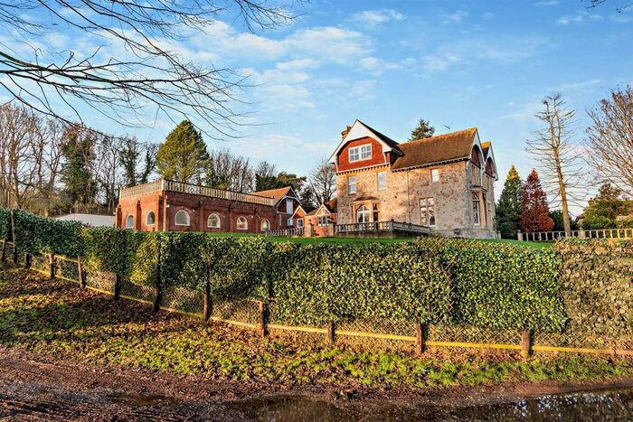 6 Bedroom Detached House For Sale In Hermitage Road, Higham, Rochester, ME3