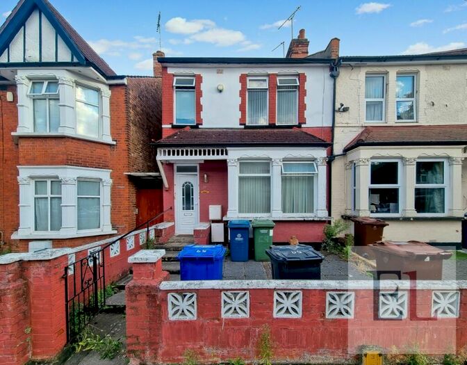 1 Bedroom Terraced House To Rent In Bolton Road, Harrow, Greater London, HA1