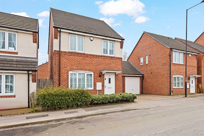 3 Bedroom Link Detached House For Sale In Carr House Road, Hyde Park, Doncaster, South Yorkshire, DN4