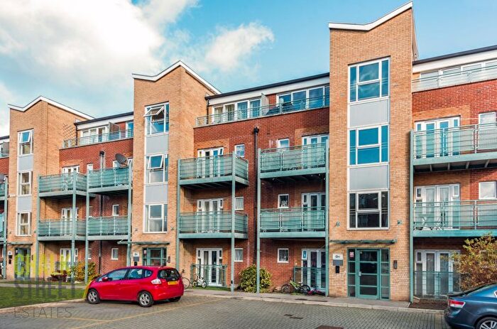 2 Bedroom Flat To Rent In St. Mark's Place, Dagenham, RM10