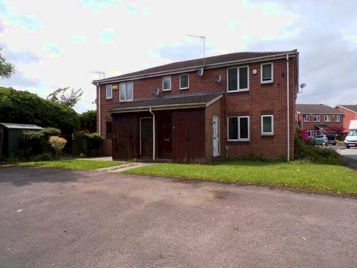 Studios to rent in Boothferry Road