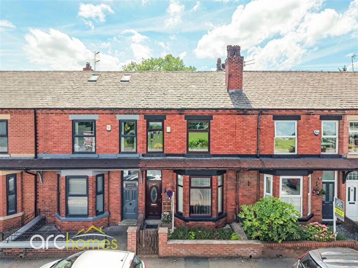 4 Bedroom Terraced House For Sale In Tyldesley Road, Atherton, Manchester, M46