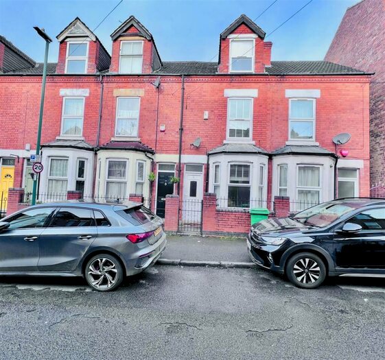 3 Bedroom Terraced House To Rent In Manor Street, Nottingham, NG2