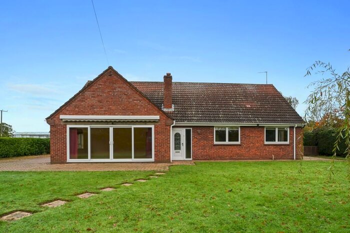 5 Bedroom Detached House To Rent In Boxted, Colchester, CO4