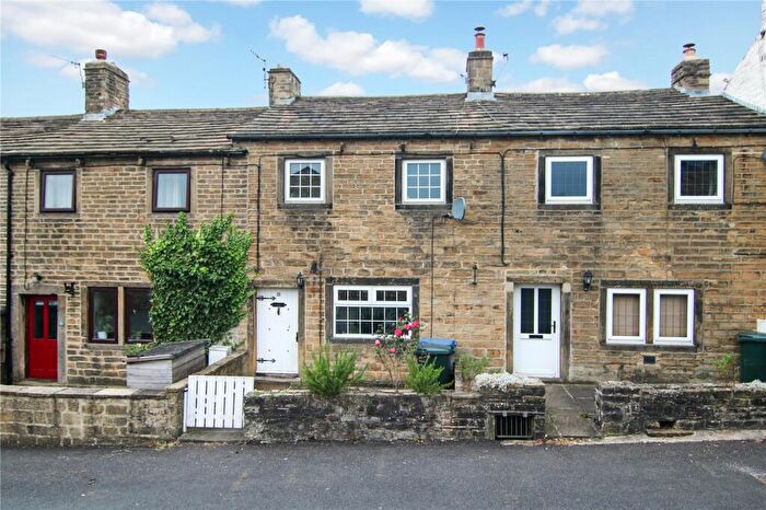 2 Bedroom Terraced House For Sale In Green Lane, Glusburn, BD20