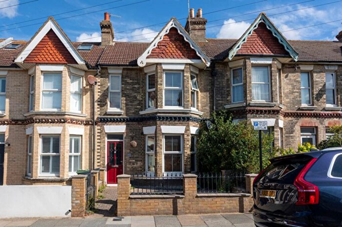 3 Bedroom Terraced House For Sale In Franklin Road, Portslade, BN41