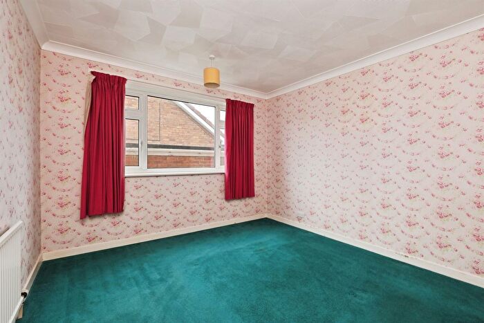 2 Bedroom Detached Bungalow For Sale In Lilac Grove, Bawtry, Doncaster, DN10
