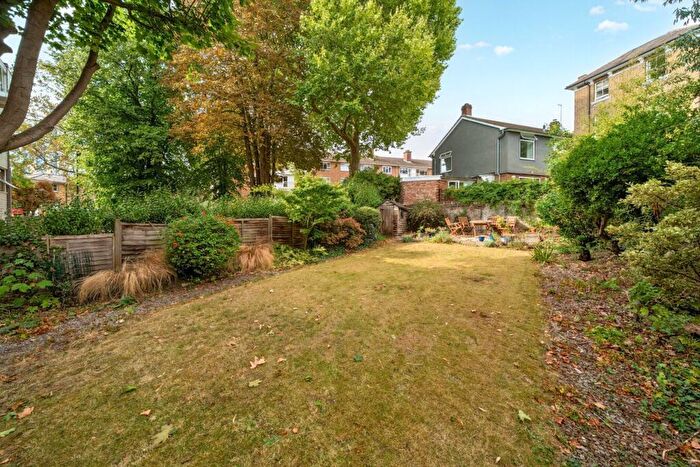 2 Bedroom Flat For Sale In Granville Park, London, SE13
