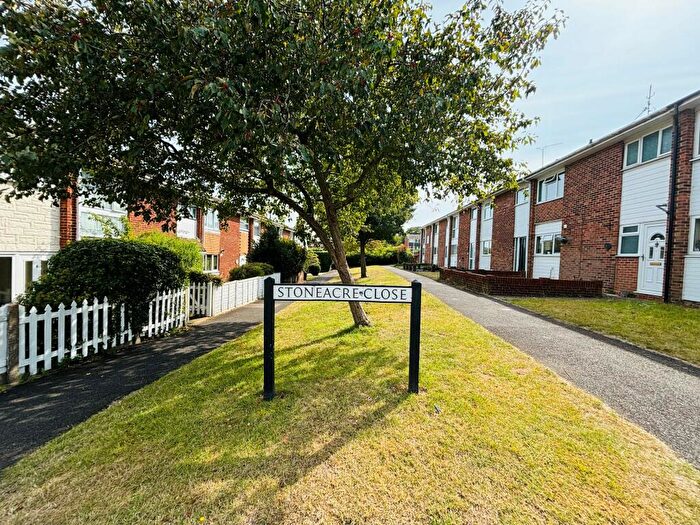 3 Bedroom Terraced House To Rent In Stoneacre Close, Parkwood, Rainham, Kent, ME8