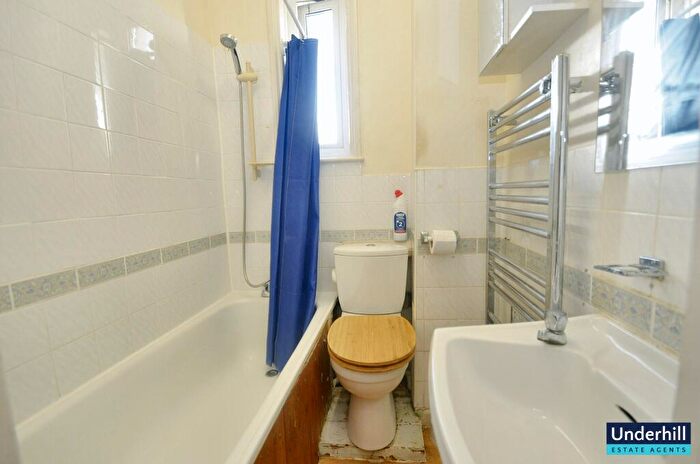 1 Bedroom Flat For Sale In Flat, Devon Court, Dawlish, EX7