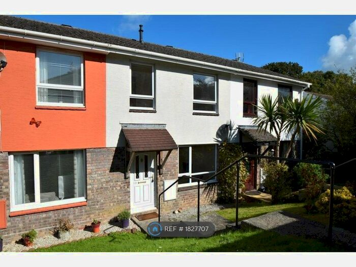 3 Bedroom Terraced House To Rent In Longfield, Falmouth, TR11