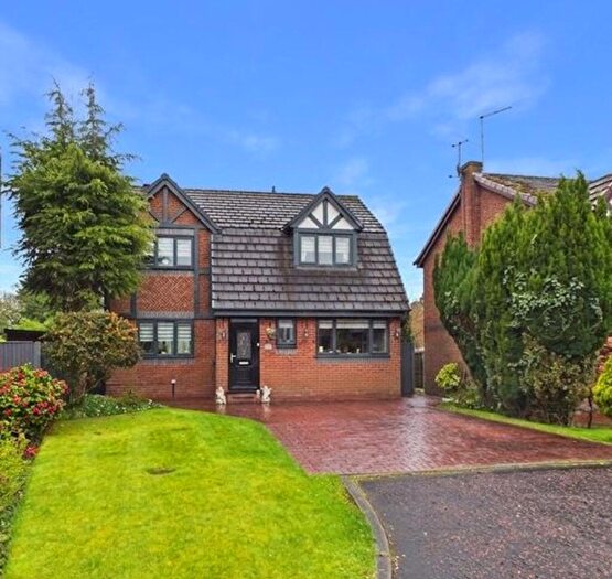 4 Bedroom Detached House For Sale In Tan Pits Close, Tyldesley, M29