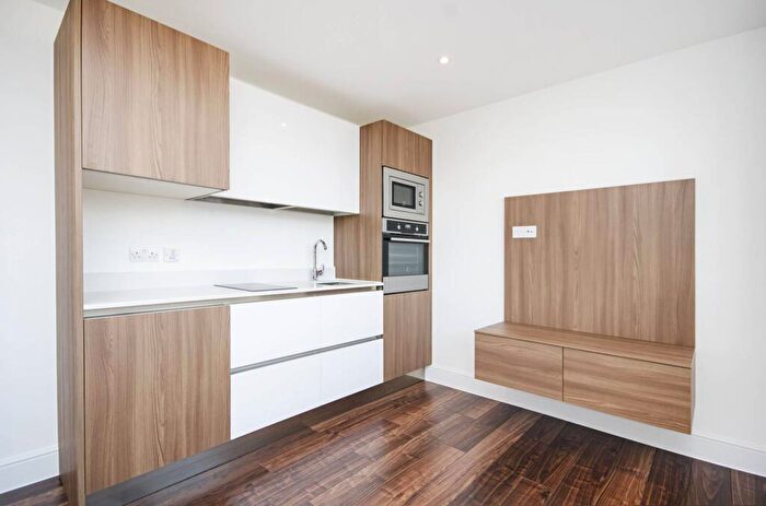 1 Bedroom Flat To Rent In Centre Heights, Hampstead, London, NW3