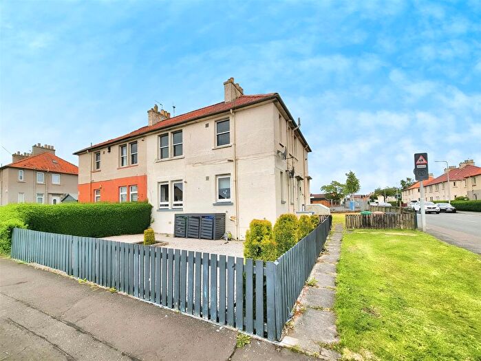 2 Bedroom Flat To Rent In Beatty Crescent, Kirkcaldy, KY1