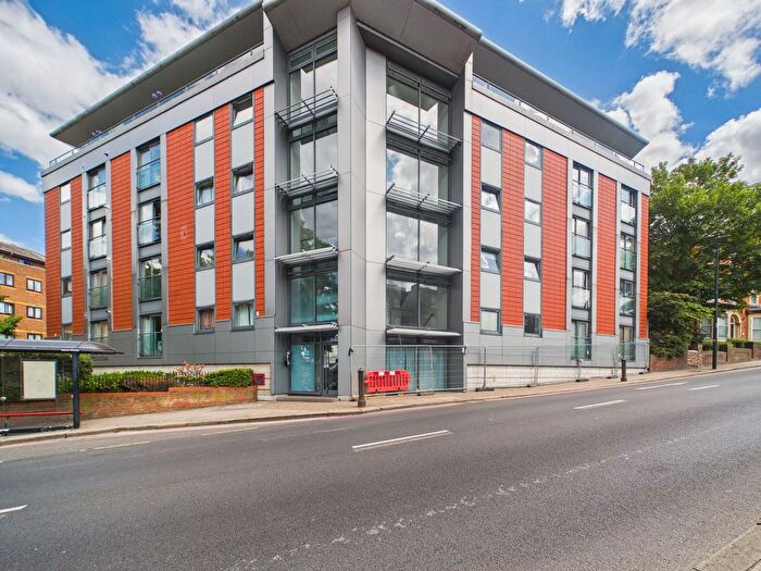 2 Bedroom Flat For Sale In St. Catherines Court, Star Hill, Rochester, Kent, ME1