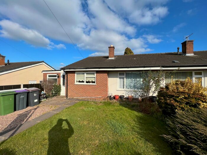 2 Bedroom Bungalow To Rent In Dukes Way, St George's, Telford, TF2