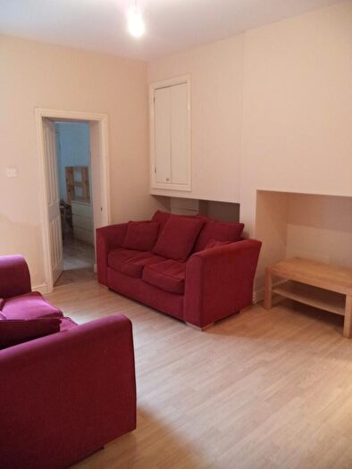 3 Bedroom Flat To Rent In Starbeck Ave, Sandyford, NE2