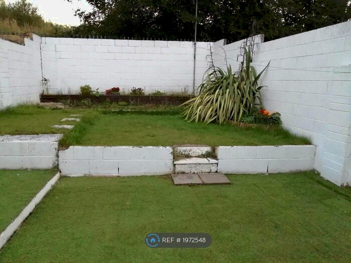 3 Bedroom End Of Terrace House To Rent In Sycamore Street, Pontypridd, CF37