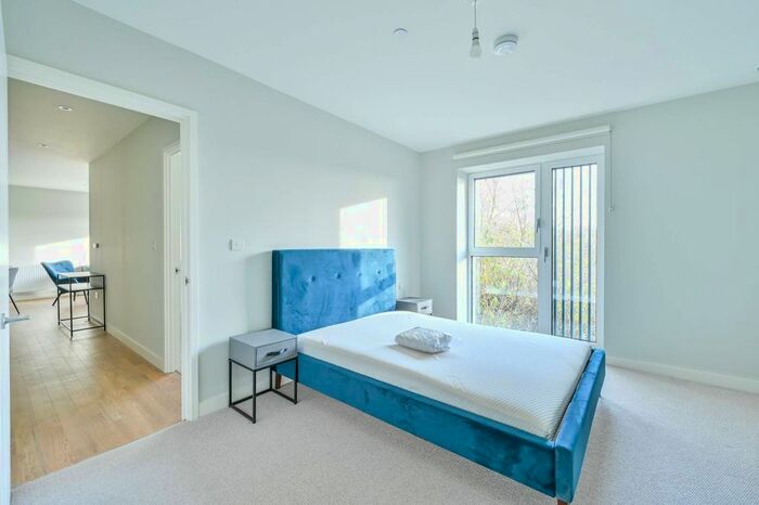 2 Bedroom Flat To Rent In Windlass Apartments, Tottenham, London N17