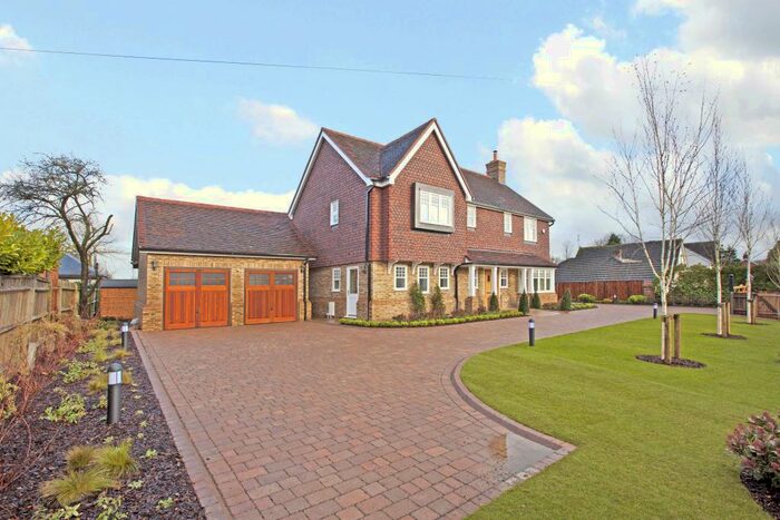 5 Bedroom Detached House To Rent In Lovel Road Windsor, SL4