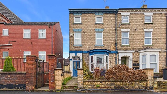 4 Bedroom Town House For Sale In Carholme Road, Lincoln, LN1