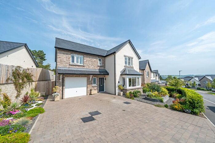 4 Bedroom Detached House For Sale In Marble Crescent, LA9