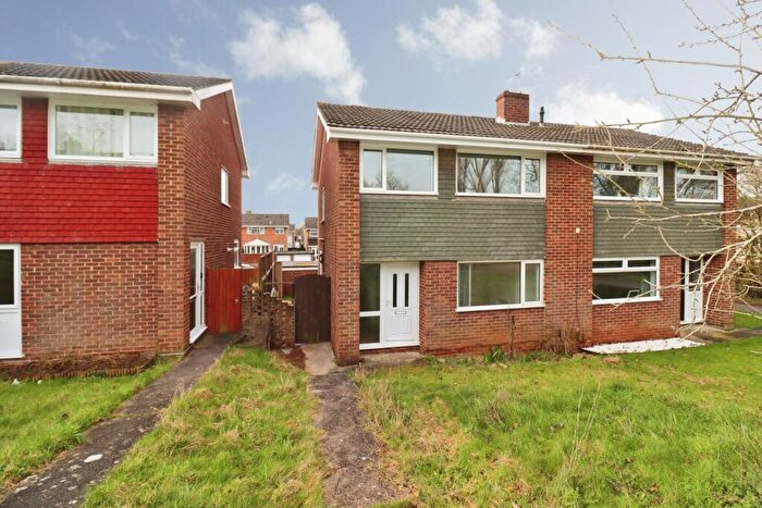 3 Bedroom Semi Detached House For Sale In Finch Road, Chipping Sodbury, Bristol, BS37