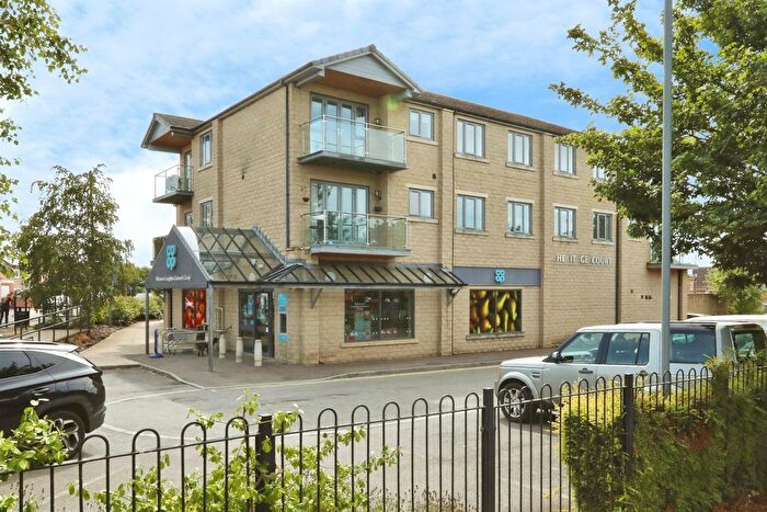 2 Bedroom Flat For Sale In Rotherham Road, Dinnington, Sheffield, S25