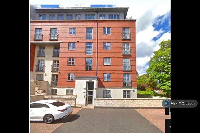 2 Bedroom Flat To Rent In Pasteur House, Nottingham, NG3
