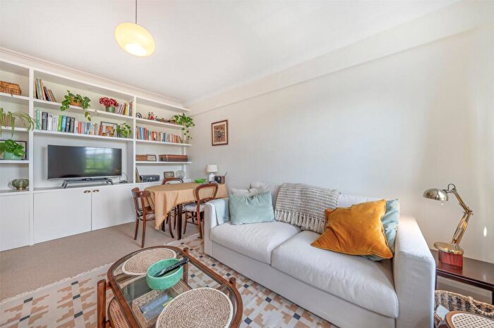 1 Bedroom Flat To Rent In Eton Hall, Eton College Road, Belsize Park, NW3