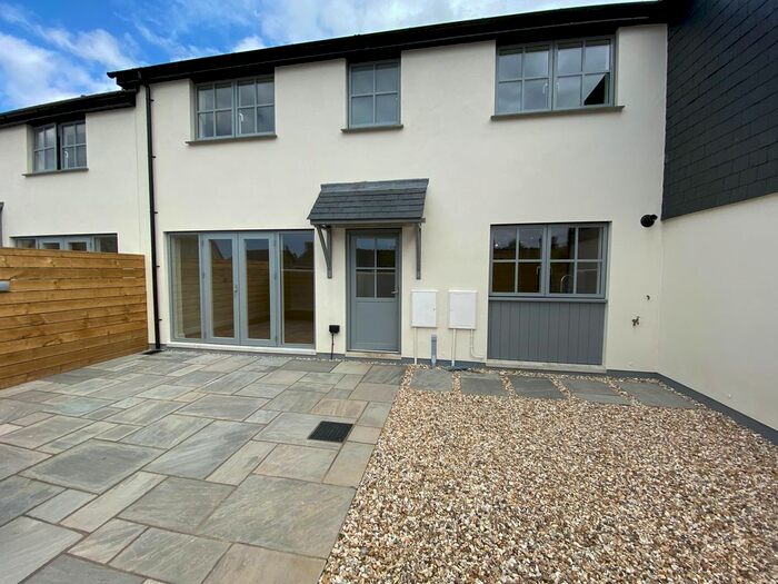 2 Bedroom Terraced House To Rent In Clinton Road, Redruth, TR15