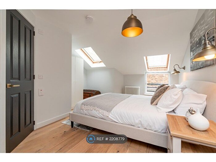 1 Bedroom Property To Rent In Springvalley Gardens, Edinburgh, EH10