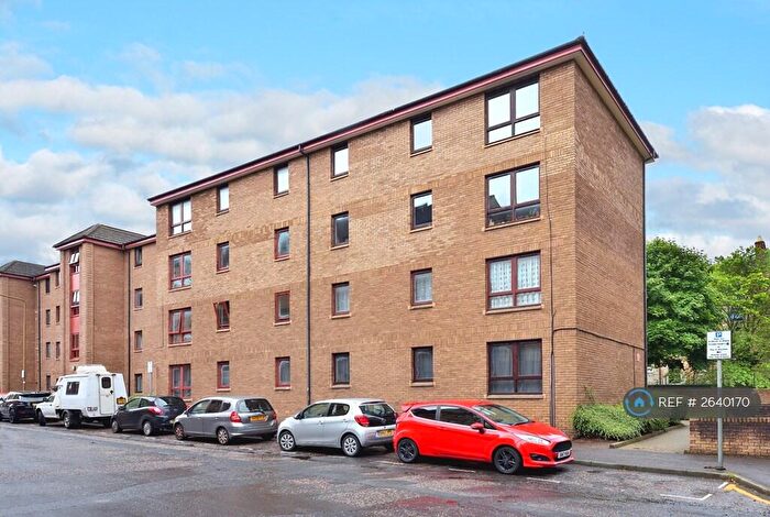 3 Bedroom Flat To Rent In Sienna Gardens, Edinburgh, EH9