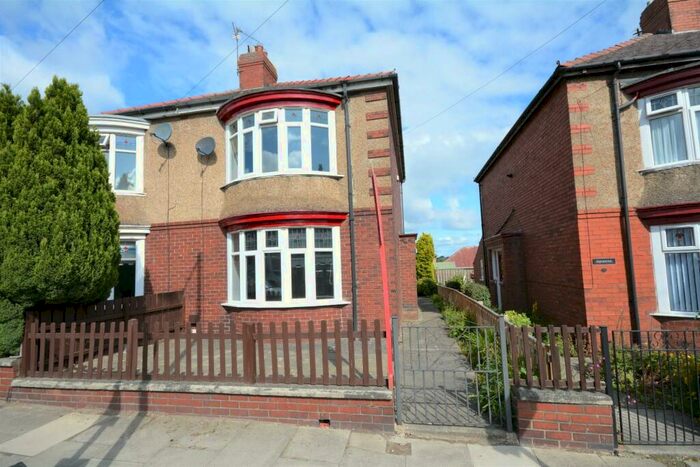2 Bedroom Semi-Detached House For Sale In Dale Road, Shildon, DL4