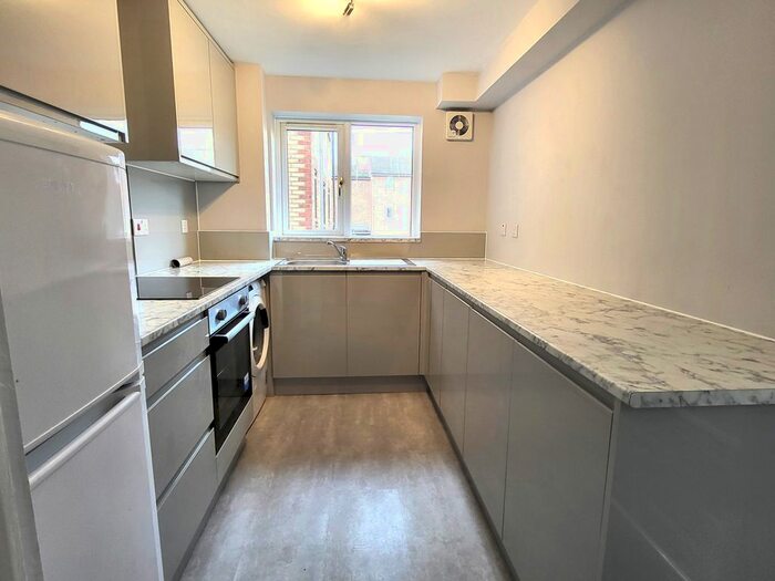 1 Bedroom Flat To Rent In Balmoral Road, Watford, WD24