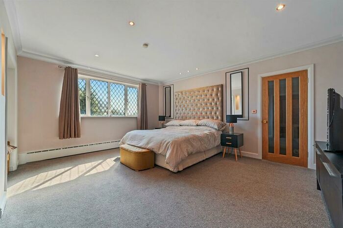 4 Bedroom Detached House For Sale In St. Osyth, Essex, CO16