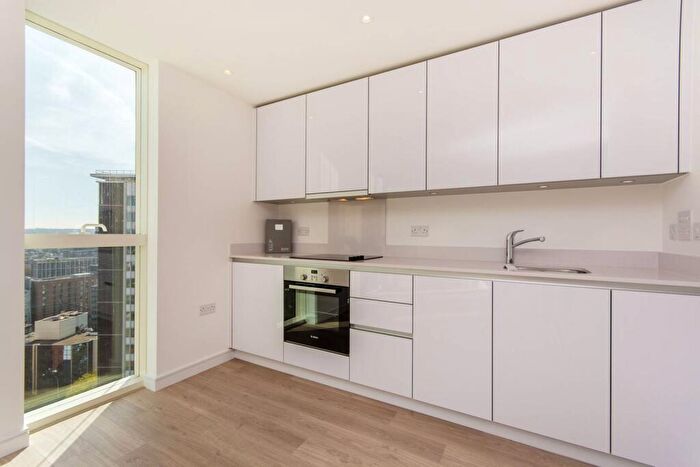 Studio For Sale In Saffron Central Square, Croydon, CR0