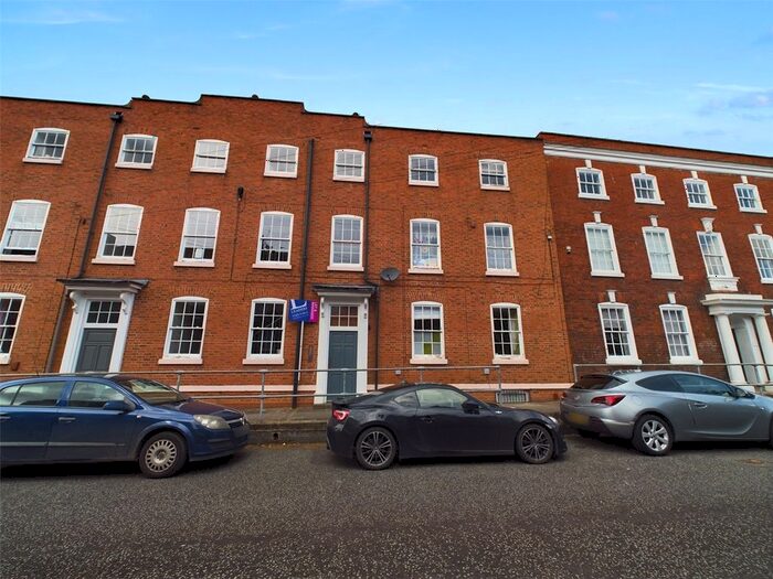 2 Bedroom Flat To Rent In Bath Road, Worcester, WR5