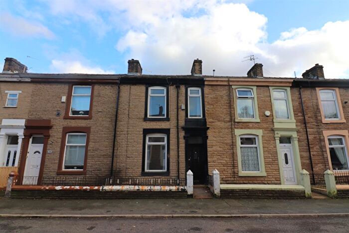 3 Bedroom Terraced House To Rent In Perry Street, Darwen, BB3