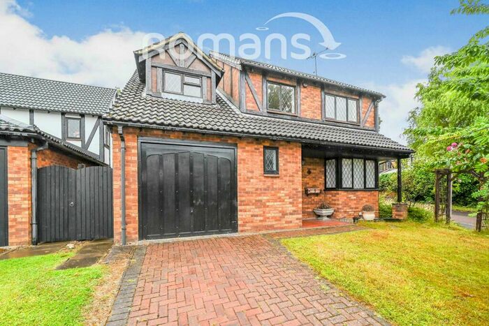 4 Bedroom Detached House To Rent In Sheridan Way, RG41