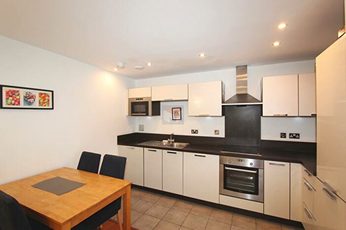2 Bedroom Apartment To Rent In Surrey Quays Road, London, Greater London, SE16