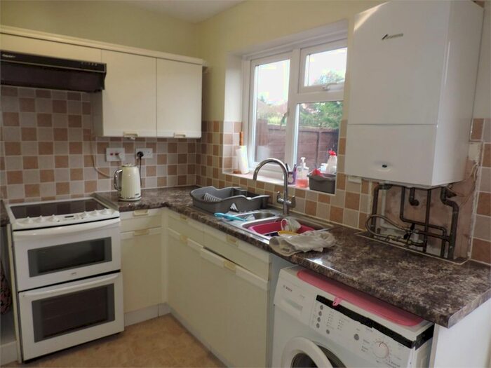 2 Bedroom Semi-Detached House To Rent In Baldwin Grove, Bourne, PE10