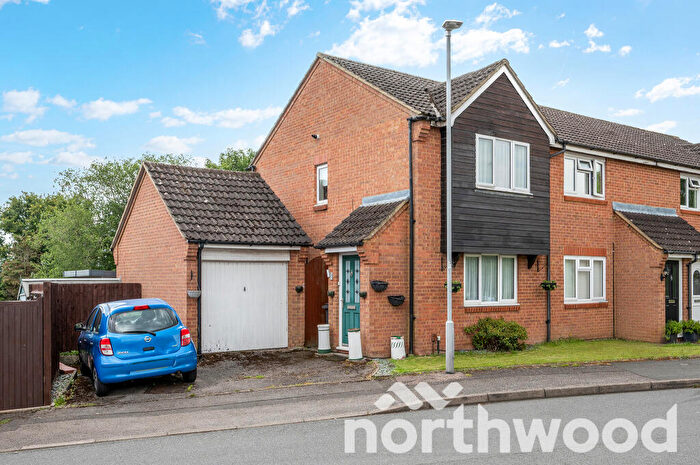 2 Bedroom Terraced House For Sale In Hunting Gate Drive, Chessington, KT9