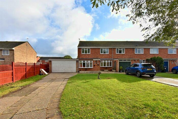 4 Bedroom Semi-Detached House To Rent In Ruddlesway, Windsor, Berkshire, SL4
