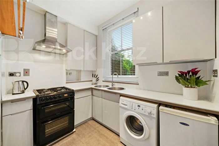 1 Bedroom Flat To Rent In Annette Road, Holloway, N7