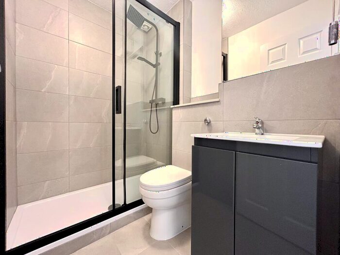 1 Bedroom Flat To Rent In Osbourne Road, Dartford, DA2