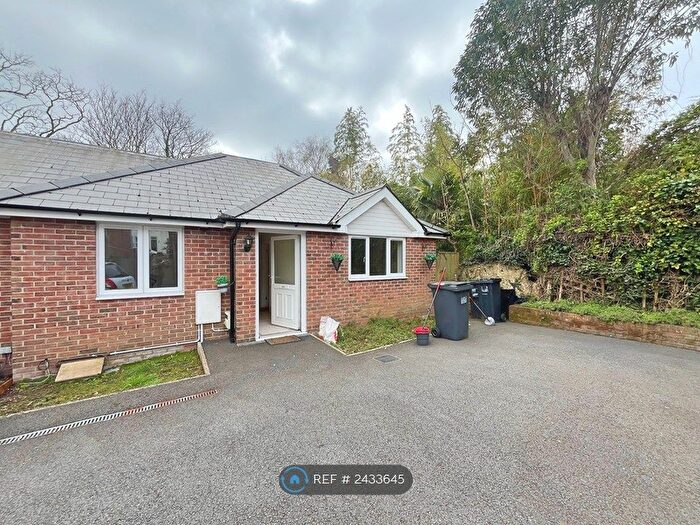 2 Bedroom Bungalow To Rent In Hankinson Road, Bournemouth, BH9