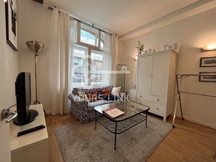 1 Bedroom Flat To Rent In China House, Harter Street, Manchester, Greater Manchester, M1